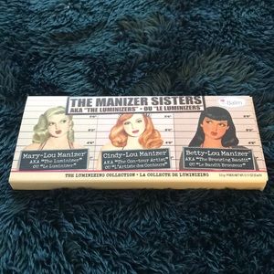 The Manizer Sisters Palette